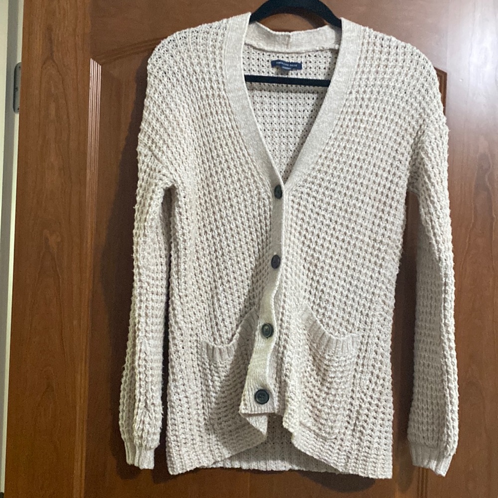 American Eagle button up cardigan sweater